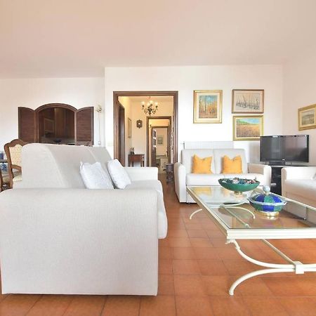 Caprera Flexyrent No Air Conditioning - Seafront Санта-Маргерита-Лигуре Экстерьер фото